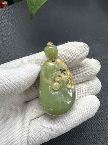 段树林河磨玉随形原石葫芦吊坠