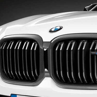 BMW宝马原厂 X4M F98 LCI M PERFORMANCE 碳纤维中网 前格栅外框