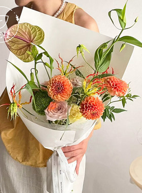 立挺造型纸花束包装纸加厚牛卡纸
