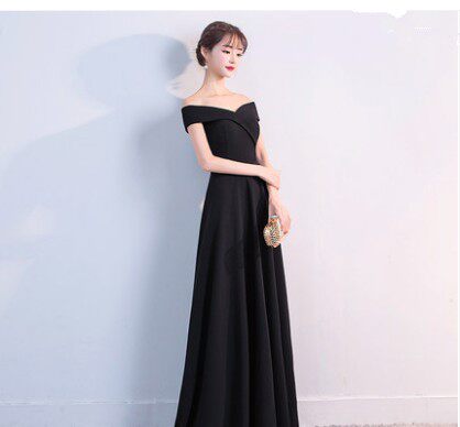 敬酒服新娘2018新款春季长款结婚礼服一字肩宴会订婚晚礼服裙女在类目 女装/女士精品, 婚纱/旗袍/礼服, 礼服/晚装中 - 来自Buy2taobao.com提供专业的淘宝代购服务