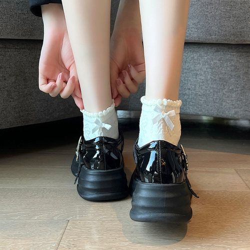 玛丽夏季薄款中筒短袜女生白色