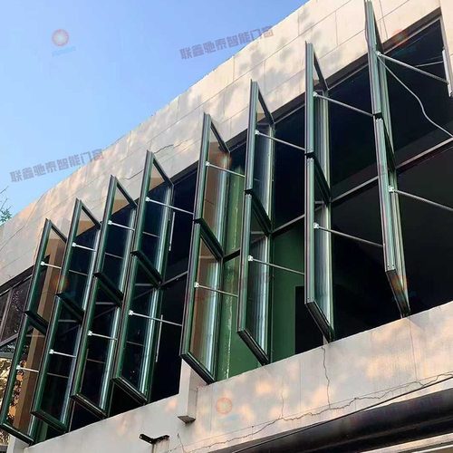 电动排烟天窗多功能通风手动电动窗厂房仓库屋顶智能采光电动天窗