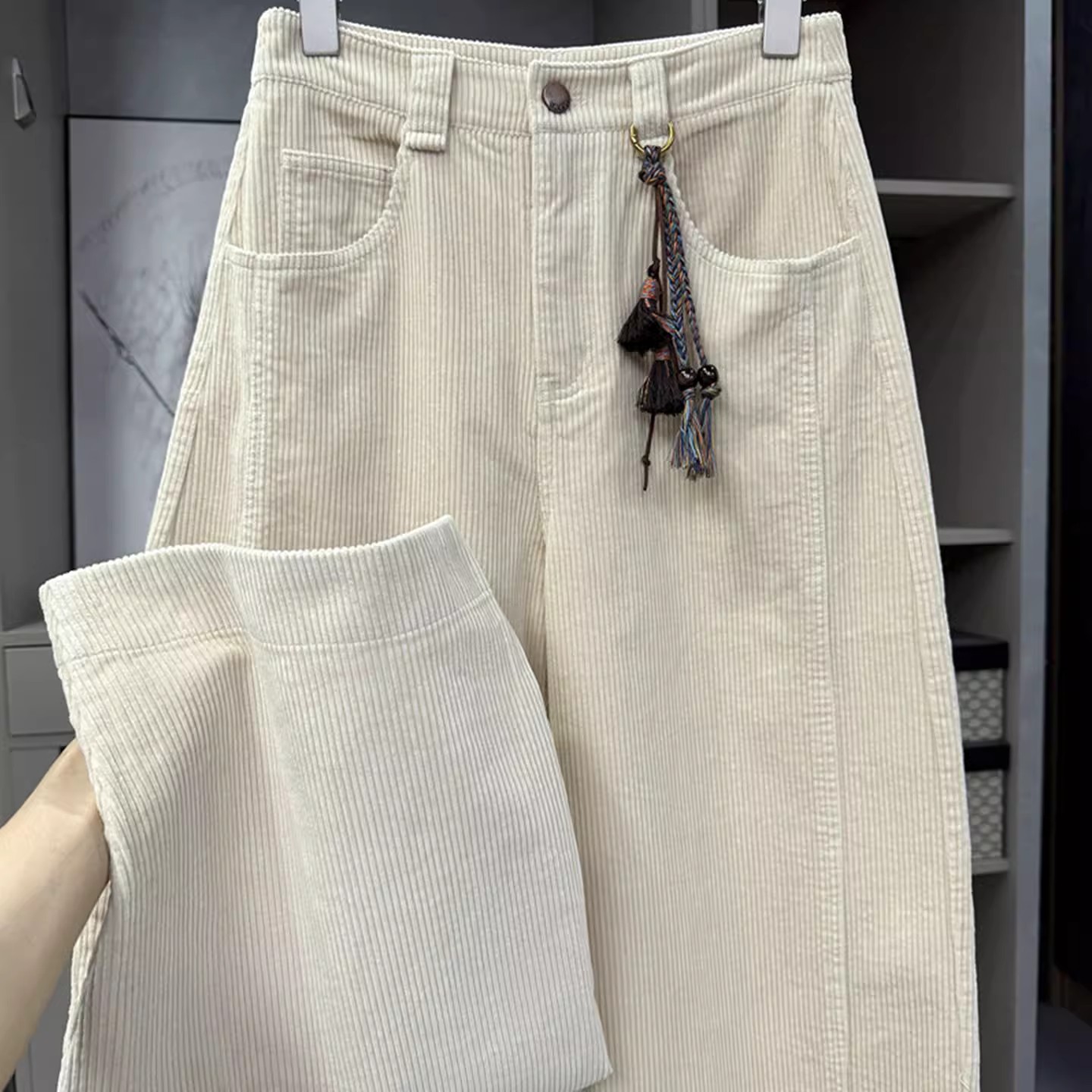 杏色高腰休闲灯芯绒镰刀裤