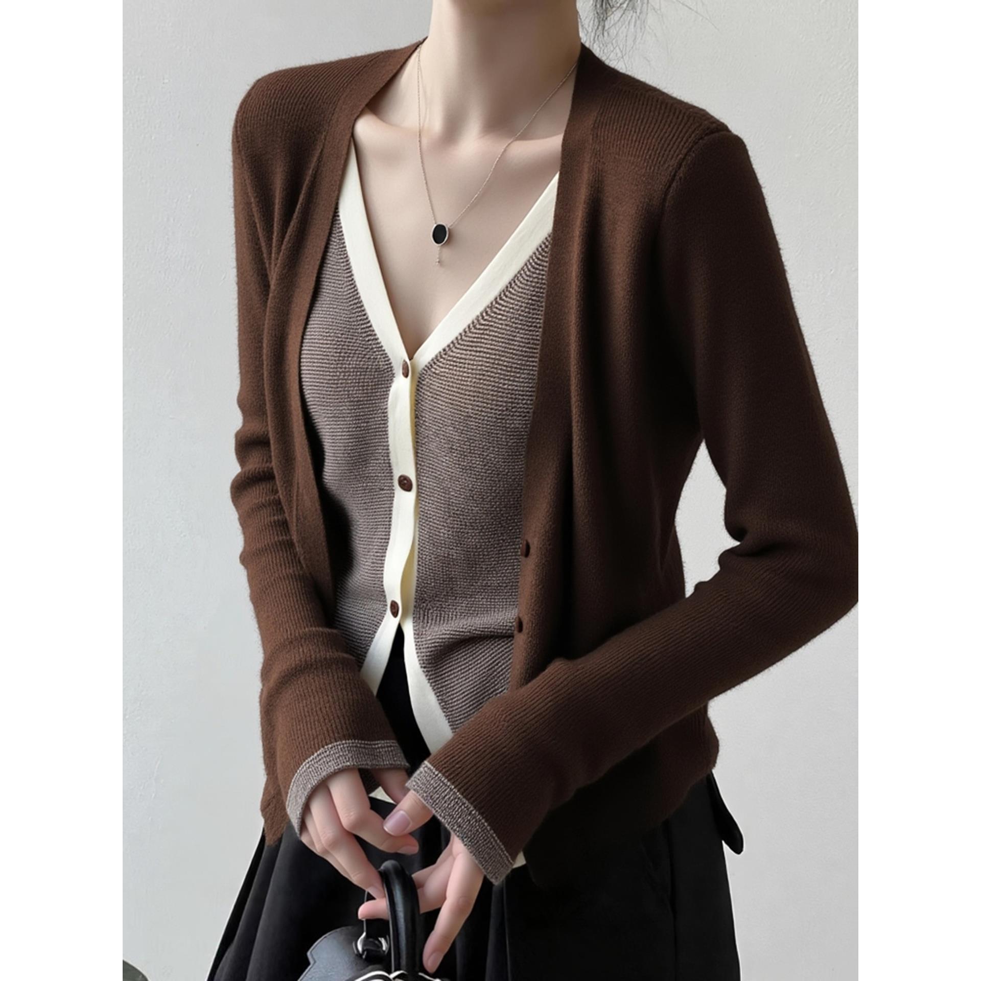 韩系超好看高级感棕色针织衫
