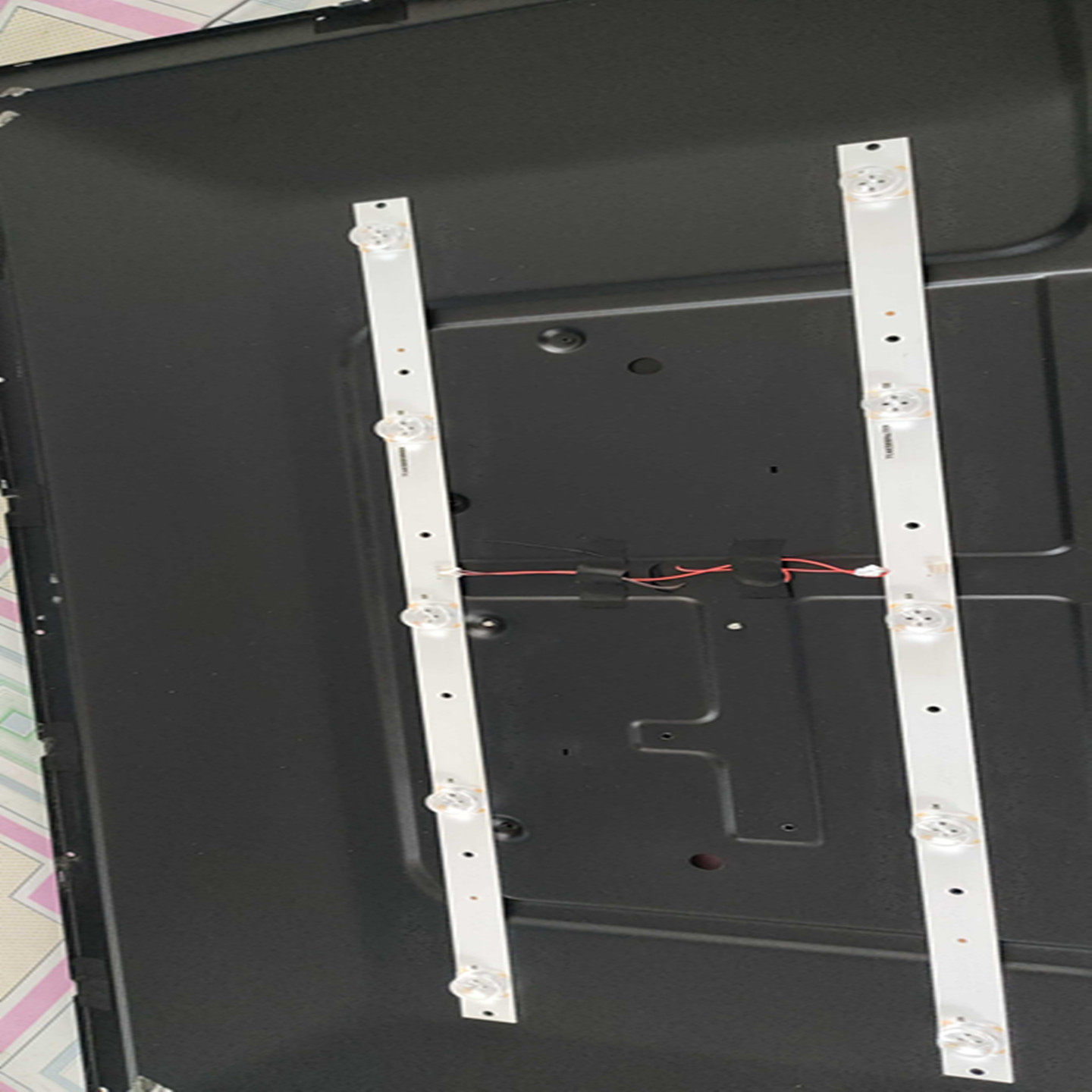 日松32C1灯条TY.AX320D18V001