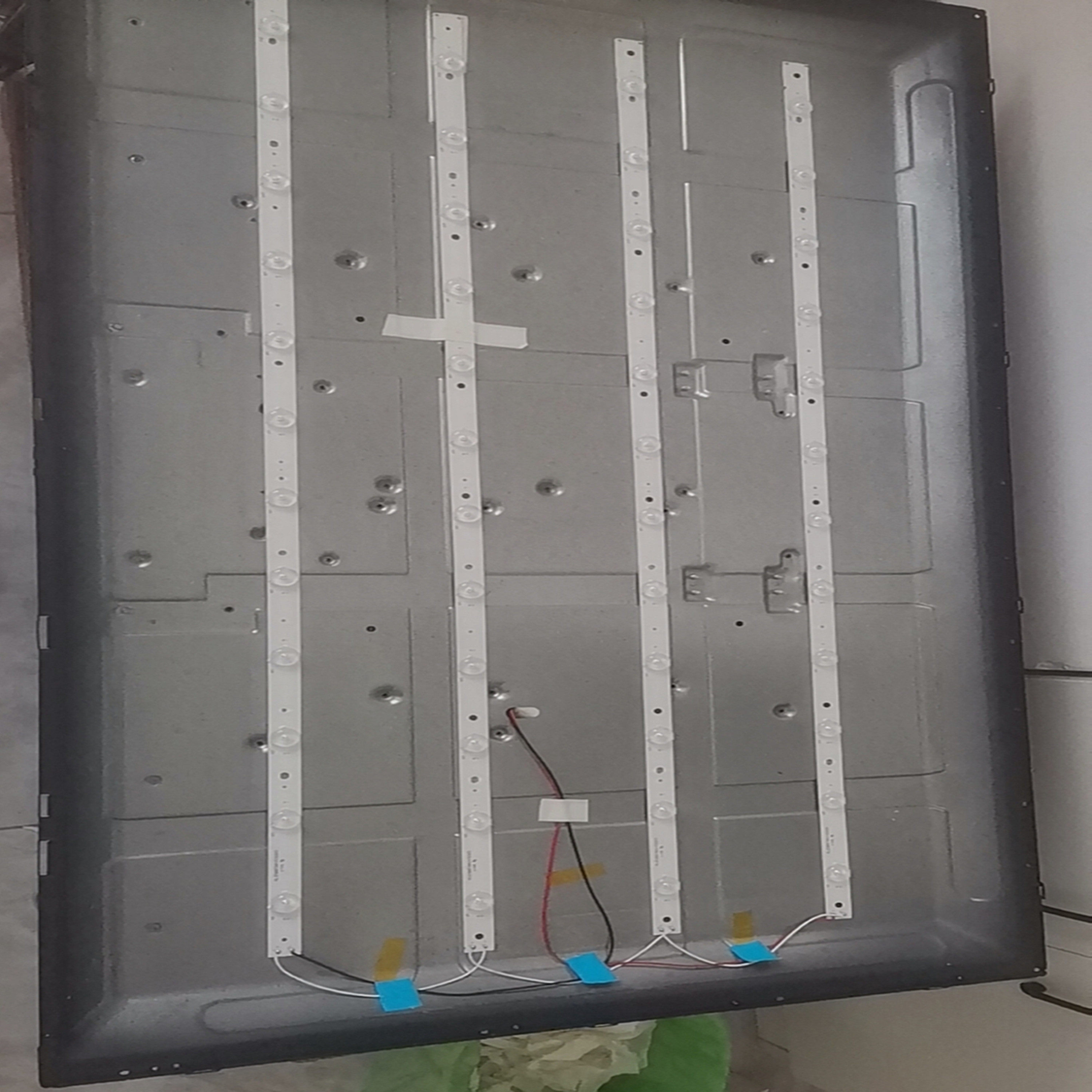 统帅D42LW7001灯条TLSM42D12配件