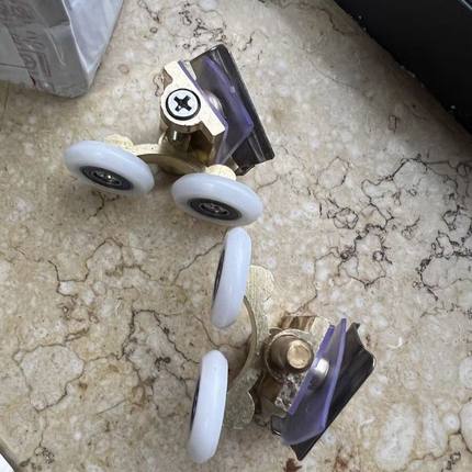 吊滑轮双轮浴室全铜移门转动圆弧轮子上下轮淋浴房玻璃门摇摆滚轮