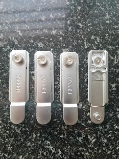 窗子锁扣断桥铝窗用两点锁把手锁传动锁配件包铝合金窗户锁扣