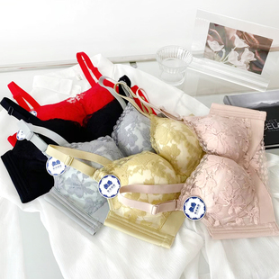 3CM加厚小胸聚拢上托显大内衣蕾丝少女无痕无钢圈舒适调整型文胸