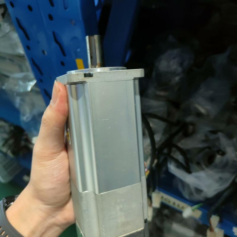 松下AC伺服电机MHMJ042G1V(议价出)p