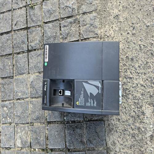 AVY3150-EBL BR4 二手西威变频器  15kwp