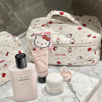 富家小姐HelloKitty化妆包外出便携收纳包女化妆品洗漱包大容量