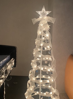 target圣诞树灯搭配丝带~鱼尾纱鲜花包花纱花艺花店蛋糕礼盒绑带