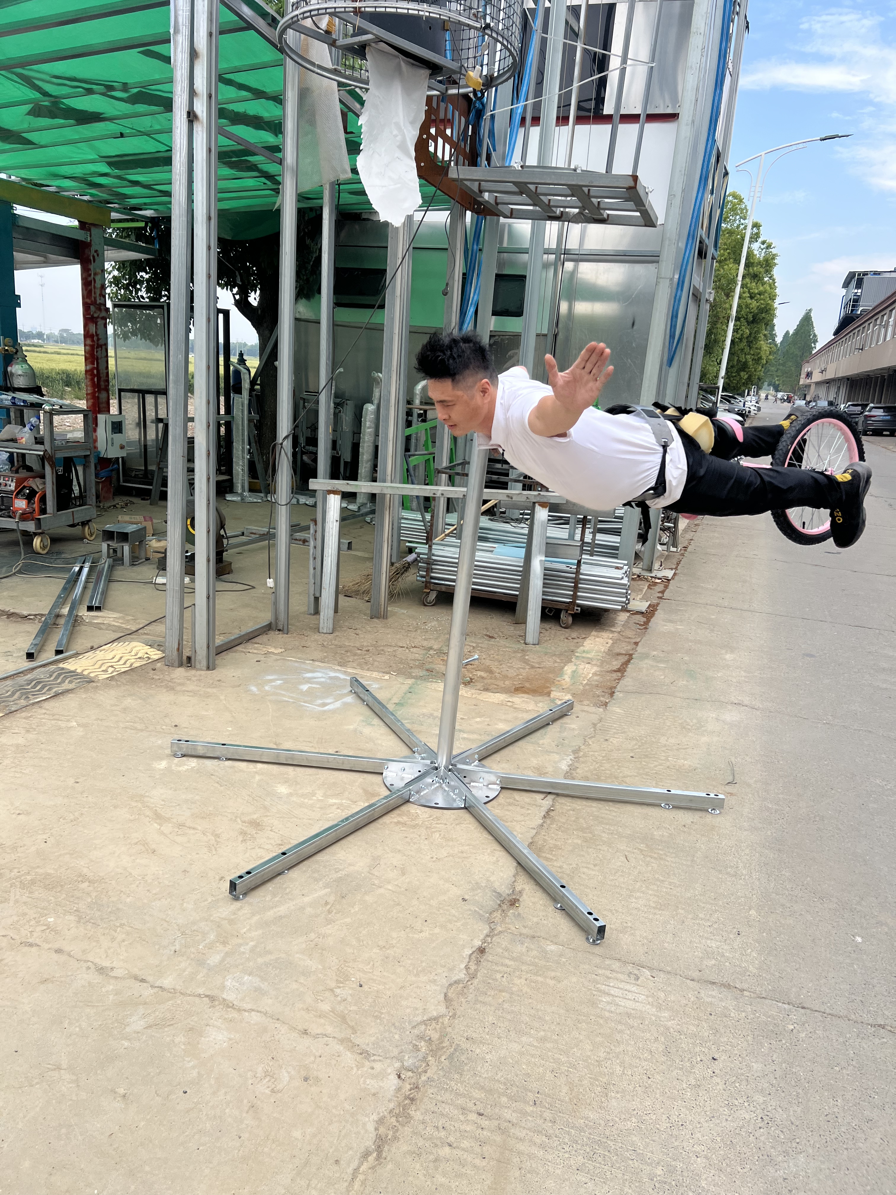 悬浮飞人道具可以定做各种尺寸要拱门
