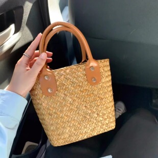 拉菲草编包女夏天手提菜篮子包2026新款休闲百搭通勤手拎编织包
