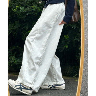 白色裤子日系慵懒松弛感