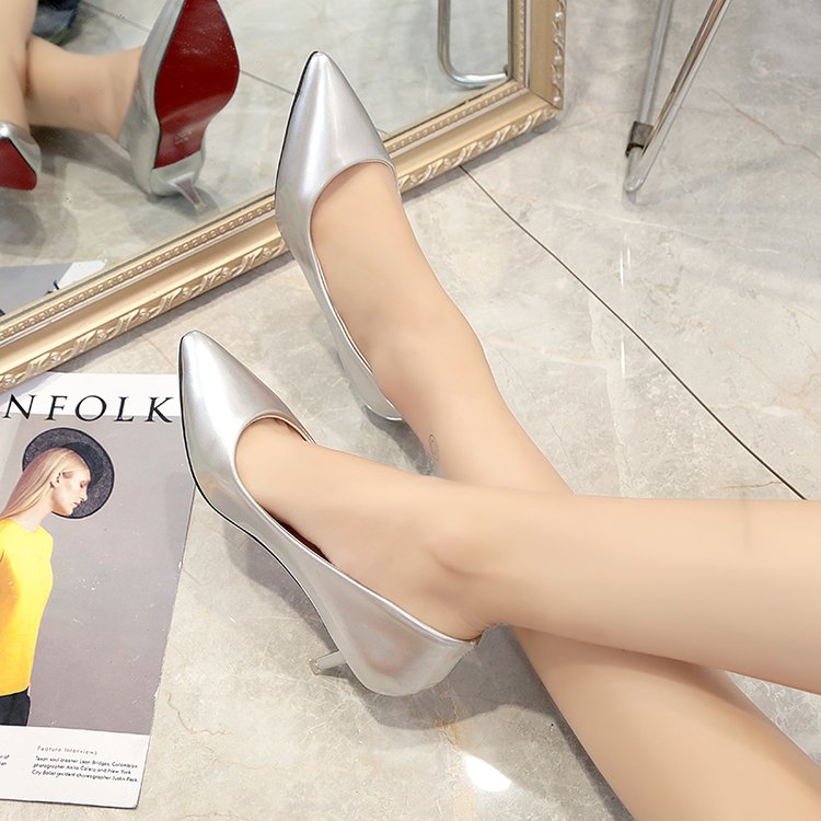 银色尖头百搭女士3-5厘米高跟鞋