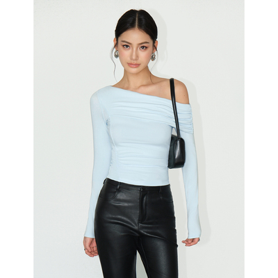 斜肩长袖t恤女气质露肩针织衫