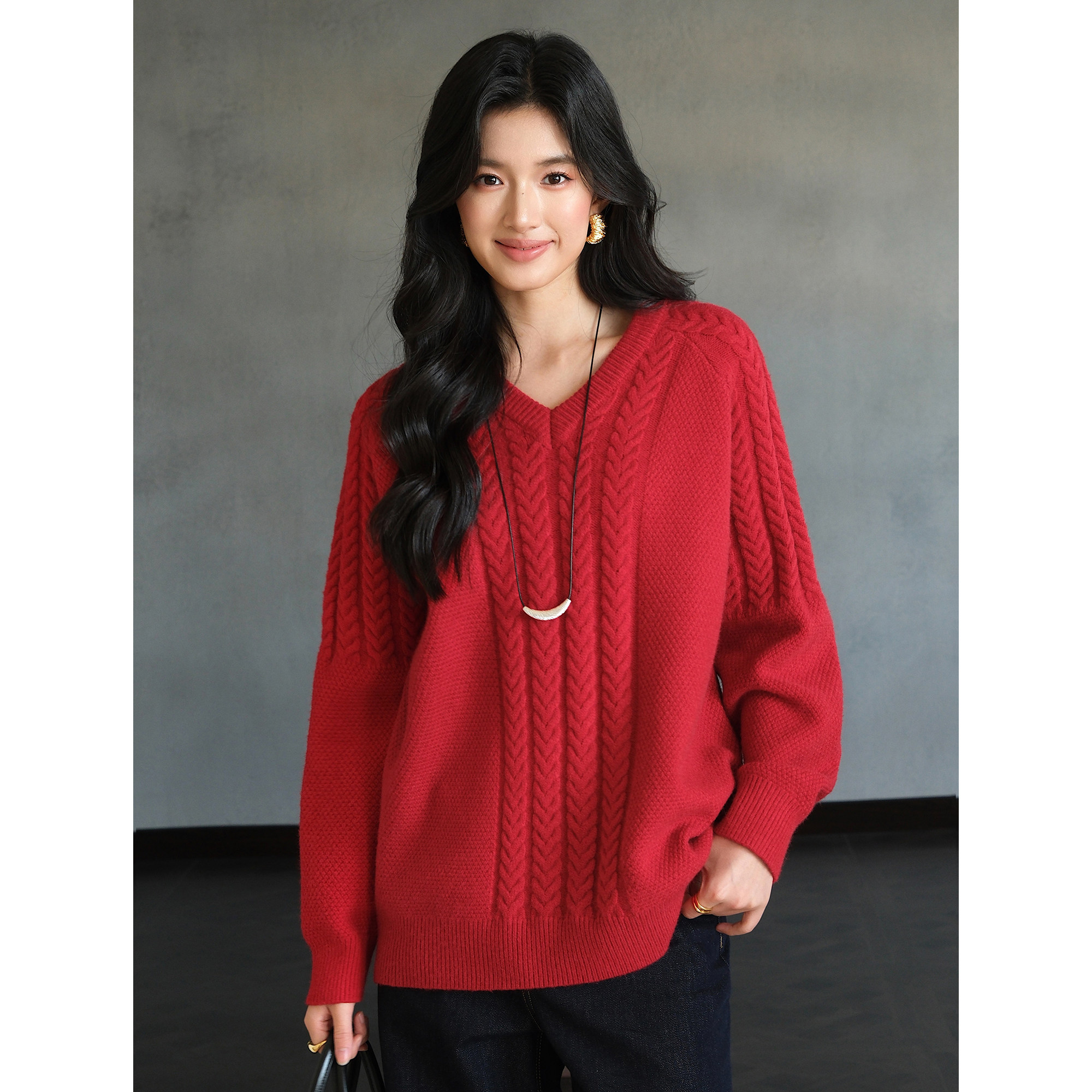 NEVA HU【现货7折】宽松v领毛衣女套头秋冬新款麻花气质针织上衣