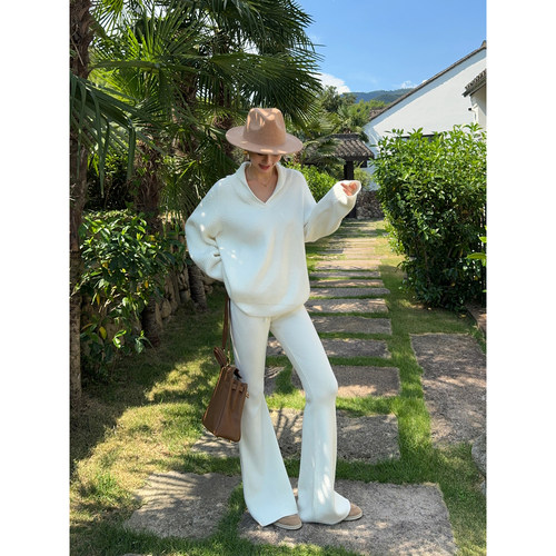 NEVA HU 松弛老钱 慵懒v领毛衣女气质宽松针织上衣微喇休闲裤套装