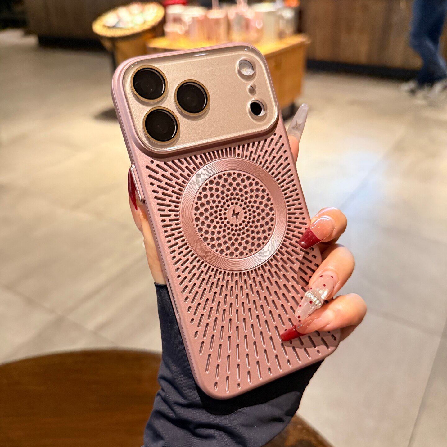 适用于苹果17Promax手机壳新款iPhone17pro大视窗轻薄透气散热防摔16Promax镜头全包保护磁吸17简约高级外壳