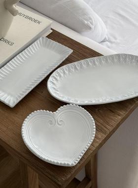 边集EDITOR意大利VBCcasa餐盘长盘椭圆陶瓷异形爱心手作白色法式