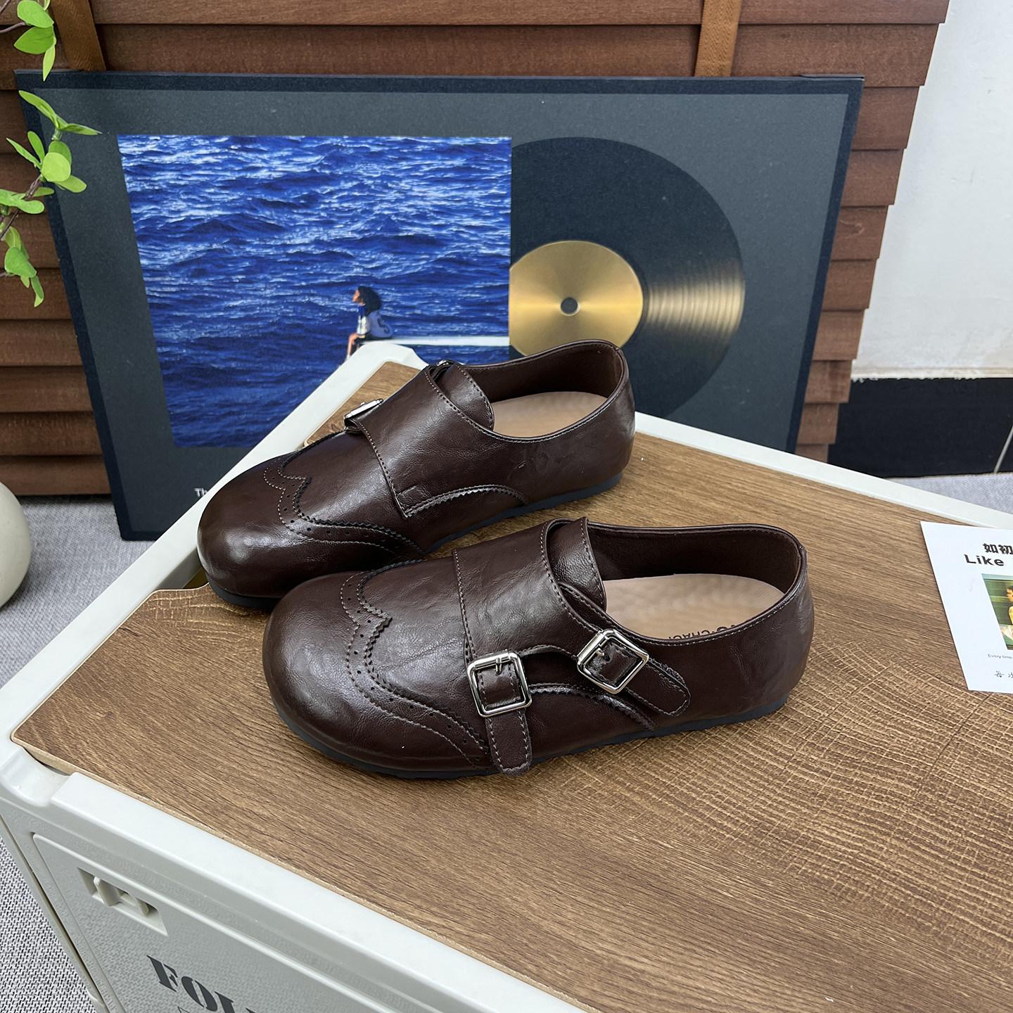 2026春季新款英伦风软底布洛克鞋女真皮魔术贴复古皮带扣平底单鞋,女鞋,牛津鞋/布洛克鞋/德比鞋,淘宝优惠券,粉丝福利购,淘宝优惠卷