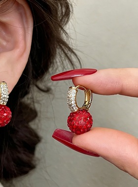 高级感红色镶钻耳环本命年气质耳扣2025年新款潮轻奢时尚过年耳饰