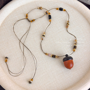 秋冬木质松果虎眼石串珠编绳秋冬长项链2025新款 小众设计毛衣链女