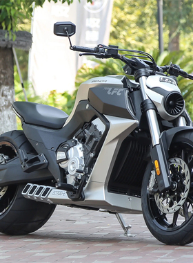 奔达燎700黑旗500CC四缸水冷复古巡航太子车唐刀700重机车摩托车