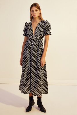 [现]澳洲keepsake 新款黑白圆点泡泡袖短袖深V显瘦长款连衣裙