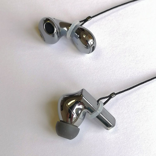 freebuds5防丢链轻便舒适小巧