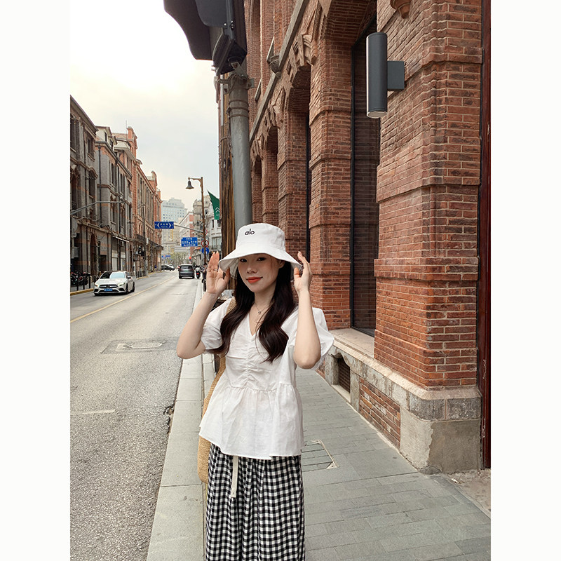 Peanut 花生糖 苎麻v领短袖衬衫女夏季新款宽松显瘦气质娃娃衫