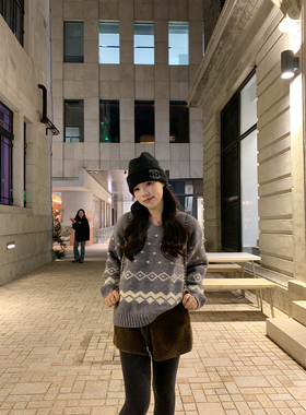 Peanut 花生糖 小v领卷边费尔岛加厚毛衣冬季新款韩版宽松上衣