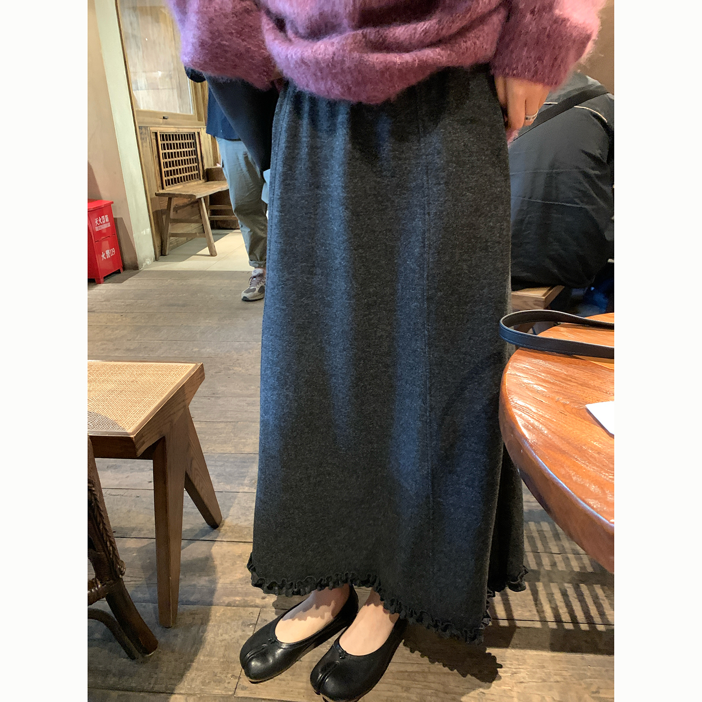 Peanut 花生糖 下摆花边加绒垂感半身裙冬季新款韩版a字半身裙