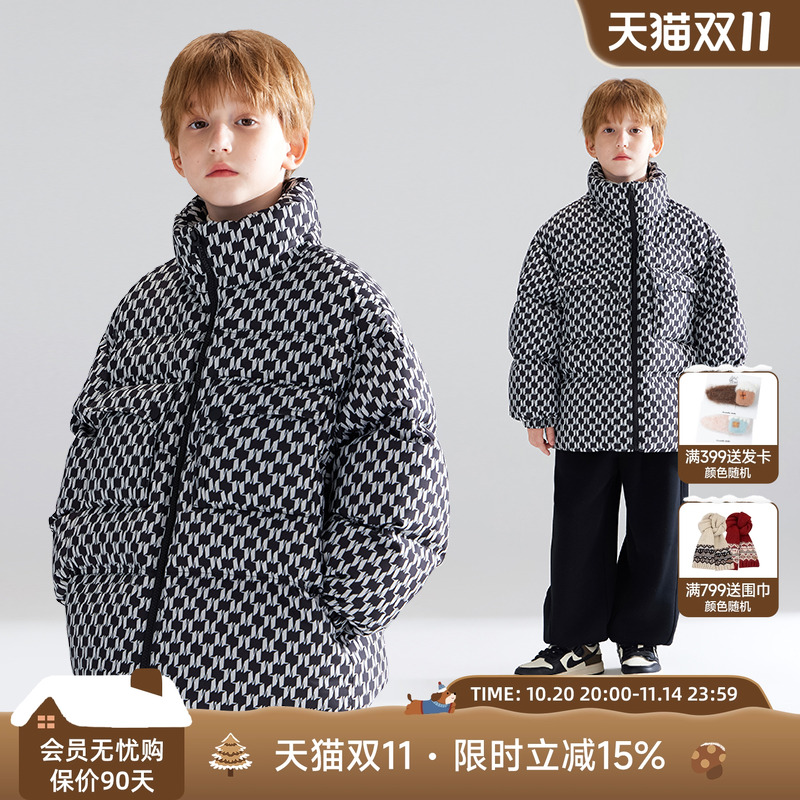 框定入冬型格  潮酷满印羽绒外套