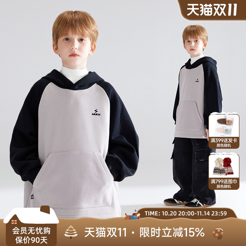 潮酷街头风fitcheck   机能闪电侠卫衣