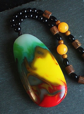 新疆和田玉鸡血石手把件彩色飘花把玩件鸡血红玉把件工艺品