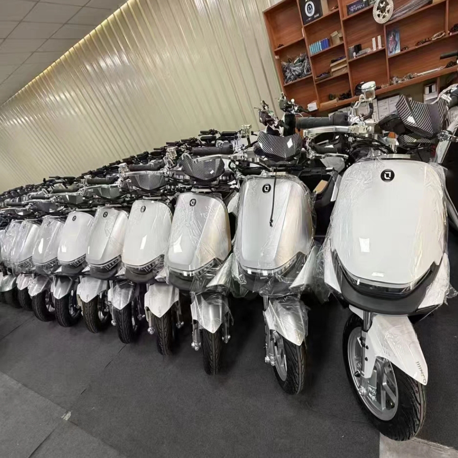 新款顶配奇迹牛M95C赛道版十二寸电机加宽胎电动自行车