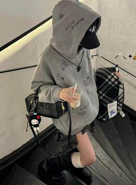 卡通印花灰色连帽卫衣女2026春秋冬季新款慵懒风宽松加绒套头帽衫