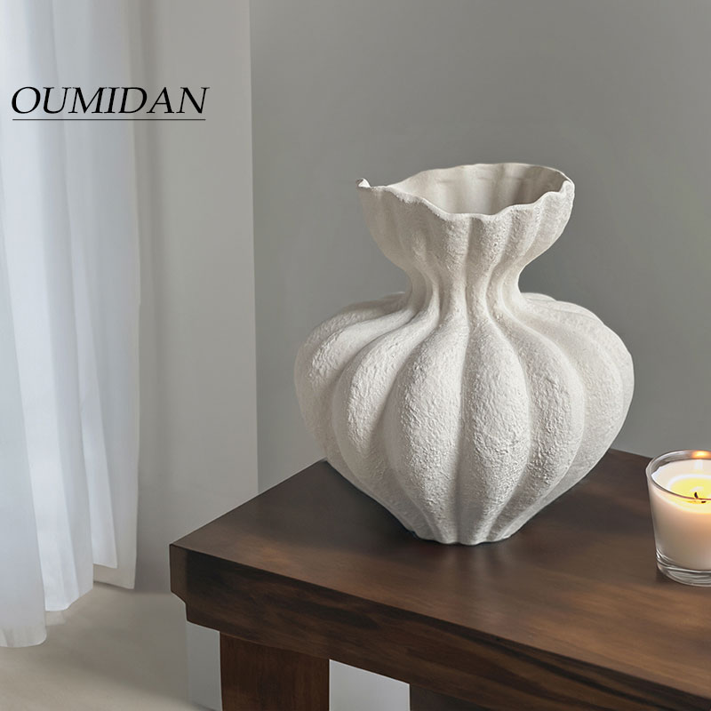 法式复古陶瓷花瓶高级感白色奶油