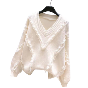 秋装女2025年新款毛衣女宽松V领流苏秋冬红色短款打底衫外穿上衣