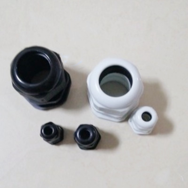 长虹接头  电缆固定头 防水接头 PG7 黑/白需备注 100只/包