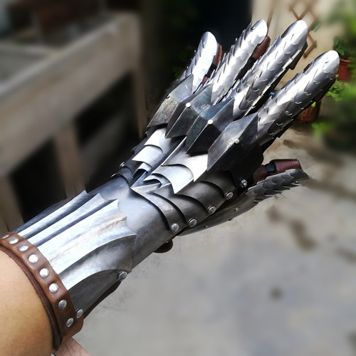 打叔手工锻造骑士铠甲可穿戴戒灵