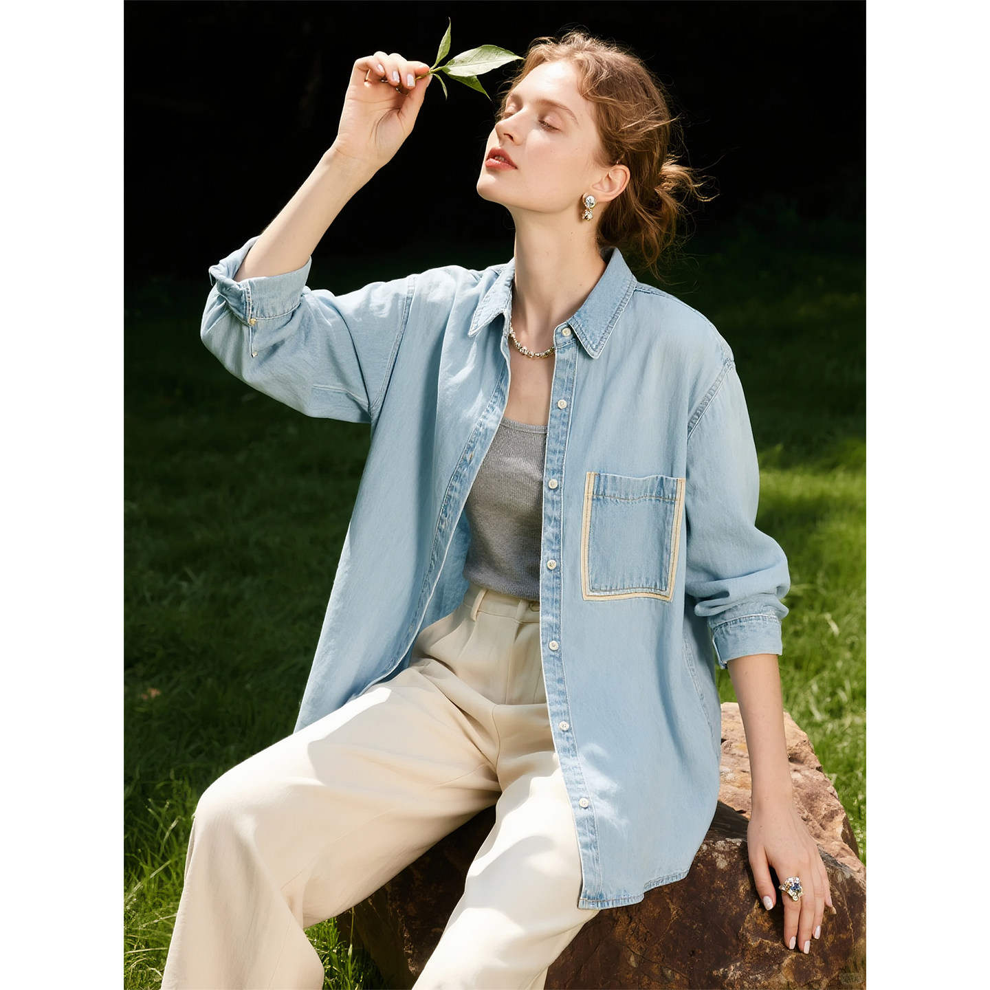 浅蓝色复古牛仔衬衫2026年春季女长袖宽松显瘦港风百搭衬衣上衣