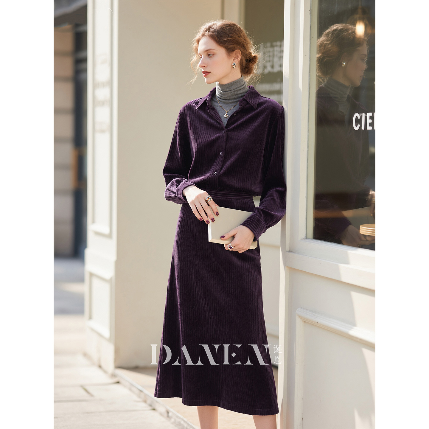 深紫色复古气质灯芯绒套装女