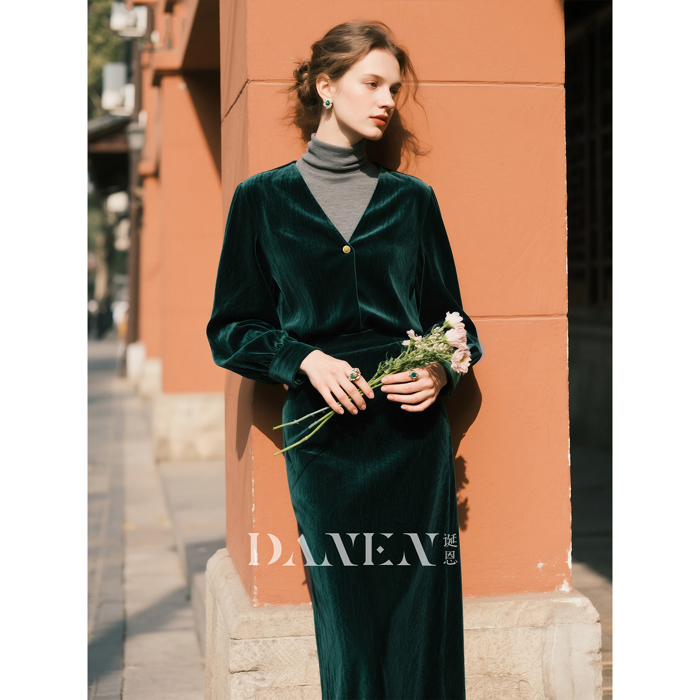 墨绿色灯芯绒套装女2025年秋冬