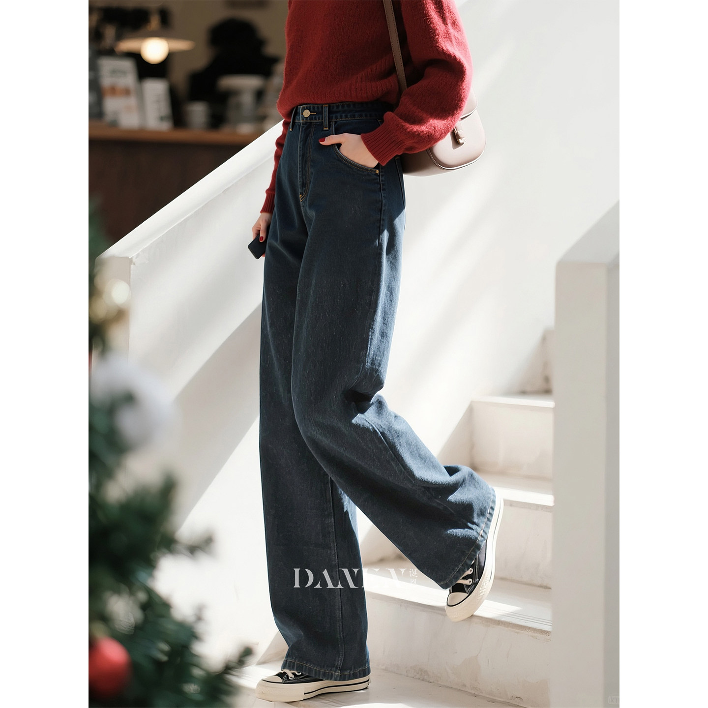 深蓝色高腰加绒直筒牛仔裤女2026春季新款简约气质显瘦阔腿长裤子,女装/女士精品,牛仔裤,淘宝优惠券,粉丝福利购,淘宝优惠卷