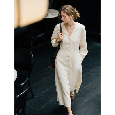 白色V领法式连衣裙女2025年秋季