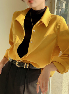 姜黄色灯芯绒衬衫女2026年秋冬新款加厚内搭叠穿长袖衬衣磨毛上衣